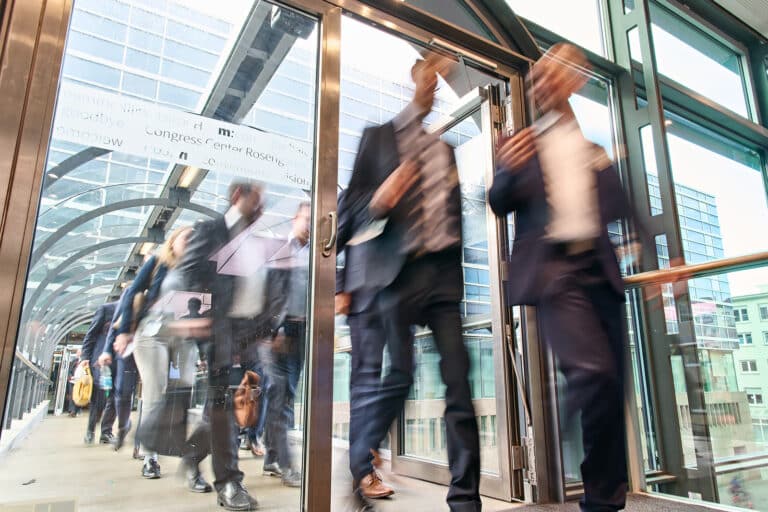 Fotograf Schwerin Pressefotos für Business-Veranstaltungen - Besucherstrom